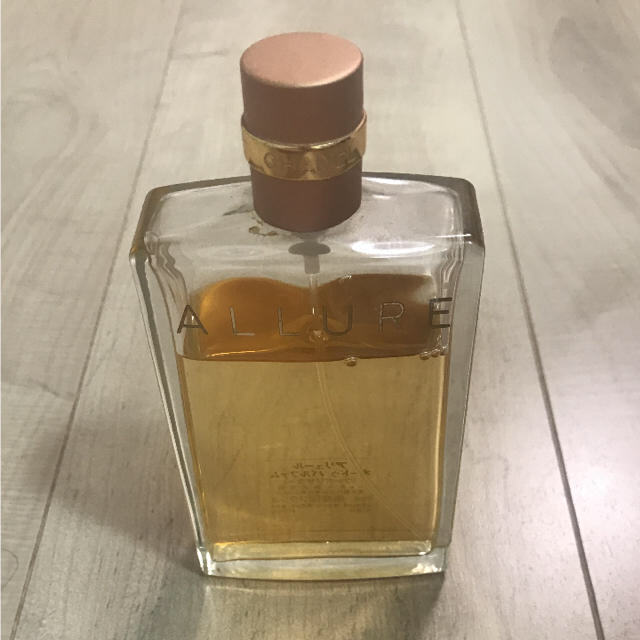 CHANEL(シャネル)のCHANEL アリュール オードゥ パルファム 100ml コスメ/美容の香水(香水(女性用))の商品写真