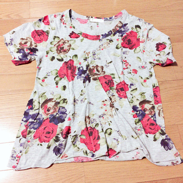 JEANASIS(ジーナシス)のジーナシス 夏服 セット レディースのトップス(Tシャツ(半袖/袖なし))の商品写真