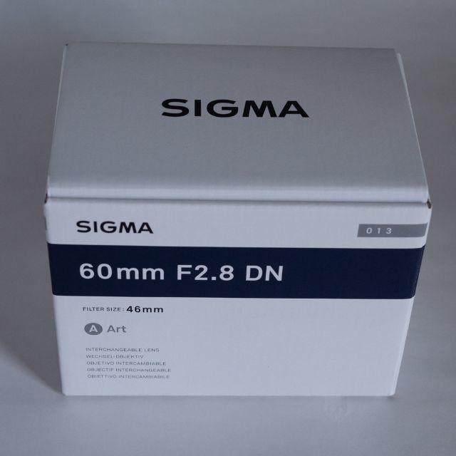 SIGMA(シグマ)の【美品・送料無料】SIGMA 60mm F2.8 DN Art m4/3用 スマホ/家電/カメラのカメラ(レンズ(単焦点))の商品写真