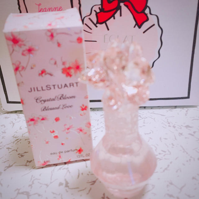 JILLSTUART(ジルスチュアート)のジルスチュアートクリスタルブルーム コスメ/美容の香水(香水(女性用))の商品写真