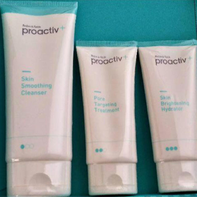 proactiv(プロアクティブ)のプロアクティブ 薬用3ステップセット コスメ/美容のスキンケア/基礎化粧品(洗顔料)の商品写真