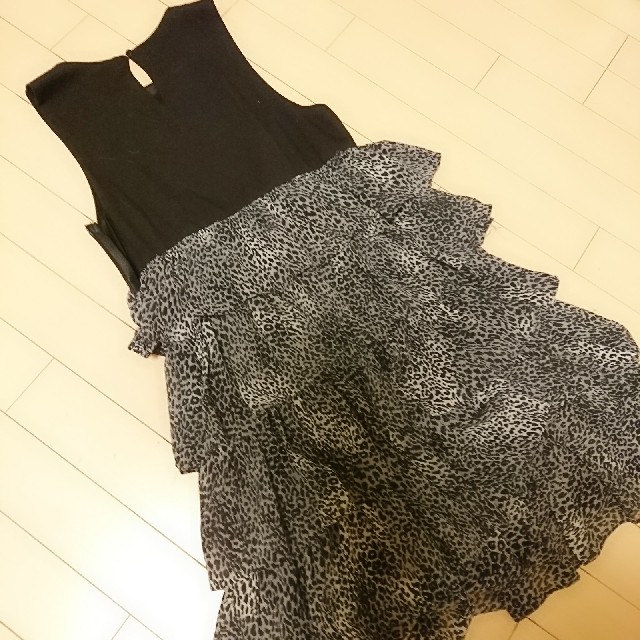 ZARA(ザラ)のZARA/春/夏/ワンピース/豹柄×フリル/ブラック/シフォン/可愛い レディースのワンピース(ミニワンピース)の商品写真