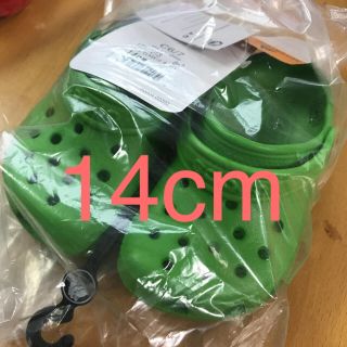 クロックス(crocs)のクロックス14cm緑色グリーン◆新品未開封(サンダル)