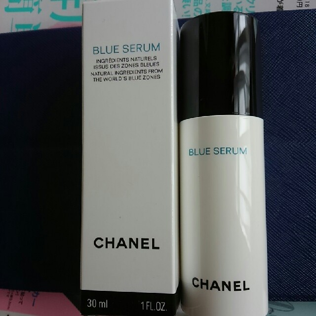 CHANEL(シャネル)のシャネル人気の美容液ブルーセラム コスメ/美容のスキンケア/基礎化粧品(美容液)の商品写真