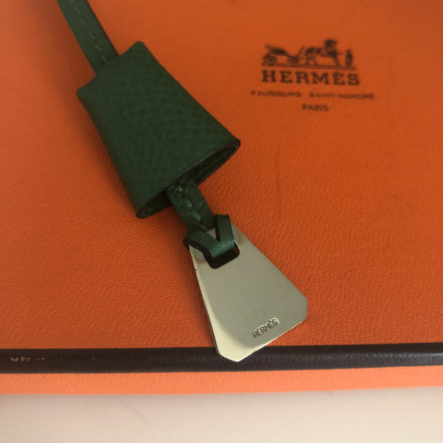 Hermes(エルメス)のエルメス   キーホルダー    バッグチャーム    未使用品 レディースのファッション小物(キーホルダー)の商品写真