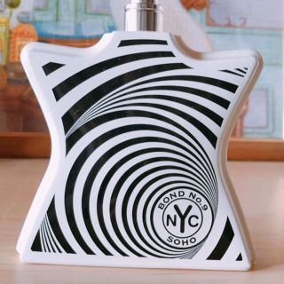 ボンドナンバーナイン(Bond No. 9)のBOND NO.9 SOHO EDP 100ml(ユニセックス)