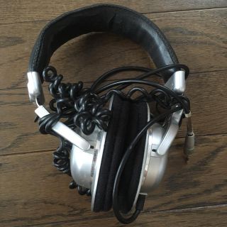 オーディオテクニカ(audio-technica)のオーディオテクニカヘッドフォン(ヘッドフォン/イヤフォン)