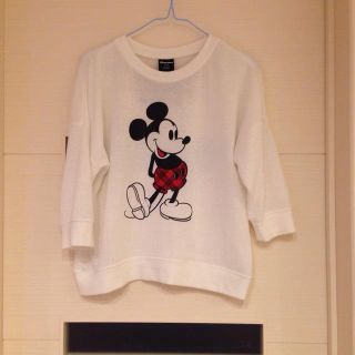 マウジー(moussy)のDisneyコラボ ミッキー FREE(Tシャツ(長袖/七分))