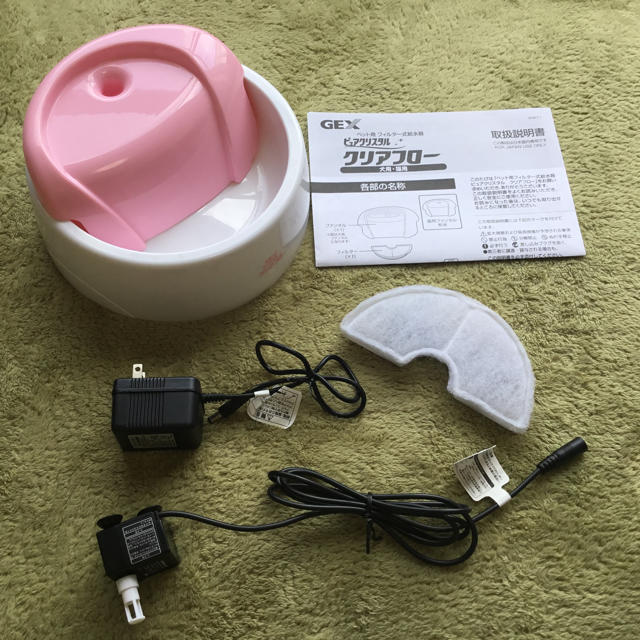 猫用フィルター式給水器 Gexピュアクリスタル クリアフローの通販 By かめごん S Shop ラクマ 猫用フィルター式給水器 Gexピュアクリスタル クリアフローの通販 By かめごん S Shop ラクマ