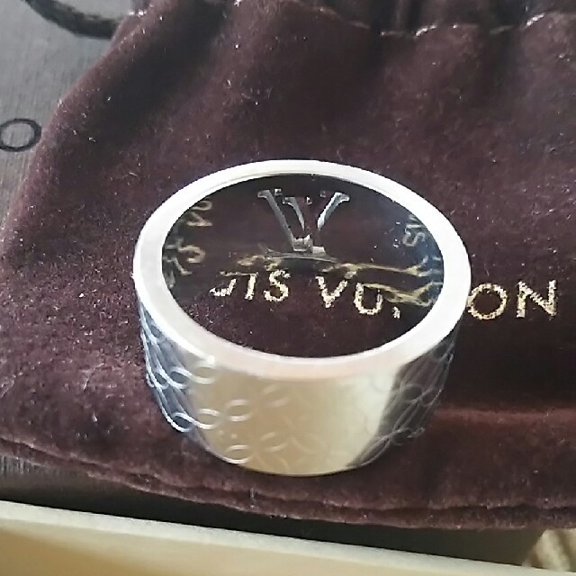 LOUIS VUITTON(ルイヴィトン)のLouis Vuitton 指輪 未使用 正規品  メンズのアクセサリー(リング(指輪))の商品写真