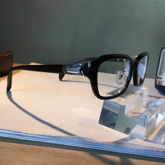Paul Stuart(ポールスチュアート)のポールスチュアート 新品 極薄目カラーレンズ メンズのファッション小物(サングラス/メガネ)の商品写真