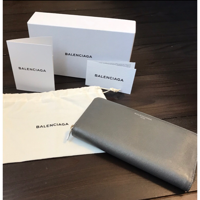 美品 BALENCIAGA バレンシアガ 財布 ラウンドジップ