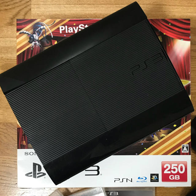 PlayStation3(プレイステーション3)のPS3 (PlayStation3 プレステ本体 コントローラー×2 )セット エンタメ/ホビーのゲームソフト/ゲーム機本体(家庭用ゲーム機本体)の商品写真