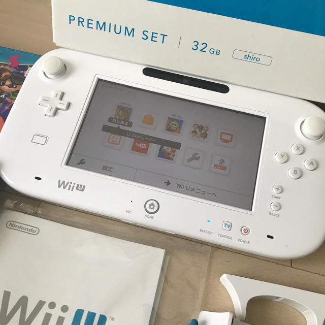 wiiu プレミアムセット カバー ソフト二本付き 値下げ不可です。 wiiu プレミアムセット カバー ソフト二本付き 値下げ不可です。