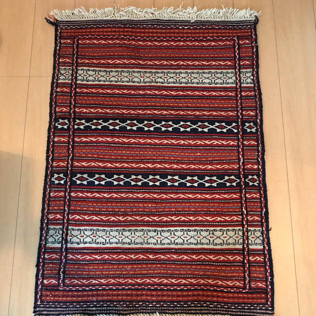 処分価格【新品】定価¥36000ペルシャキリム☆カラート産手織り 処分価格【新品】定価¥36000ペルシャキリム☆カラート産手織り