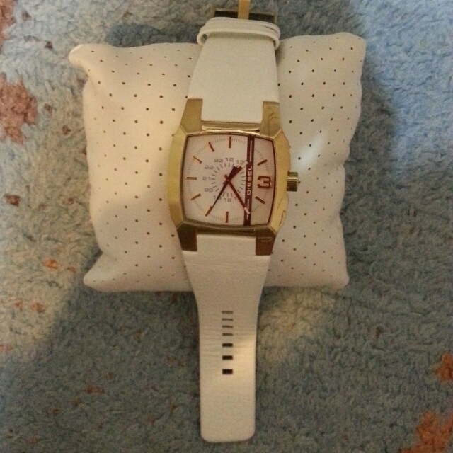 DIESEL(ディーゼル)のDIESEL レディース時計 レディースのファッション小物(腕時計)の商品写真