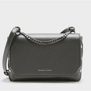 チャールズアンドキース(Charles and Keith)のえり様専用 CHARLES & KEITH ショルダーバッグ(ショルダーバッグ)