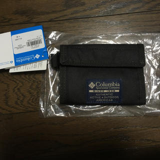 コロンビア(Columbia)の最終価格【新品未使用】Cloumbia 財布(折り財布)