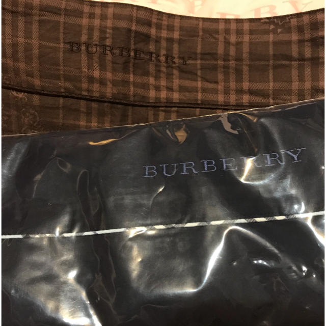 BURBERRY(バーバリー)のバーバリー 枕カバー  2枚 寝具 インテリア/住まい/日用品の寝具(シーツ/カバー)の商品写真