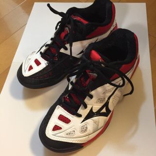 ミズノ(MIZUNO)のミズノ バドミントンシューズ(バドミントン)