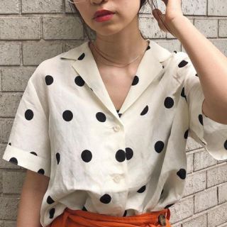 マウジー(moussy)の今季MOUSSY HALF SLEEVE LINEN DOTシャツ♡ドットシャツ(シャツ/ブラウス(半袖/袖なし))