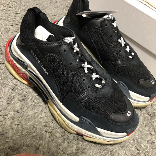 Balenciaga(バレンシアガ)のBALENCIAGA  tripleS Noir 43 メンズの靴/シューズ(スニーカー)の商品写真