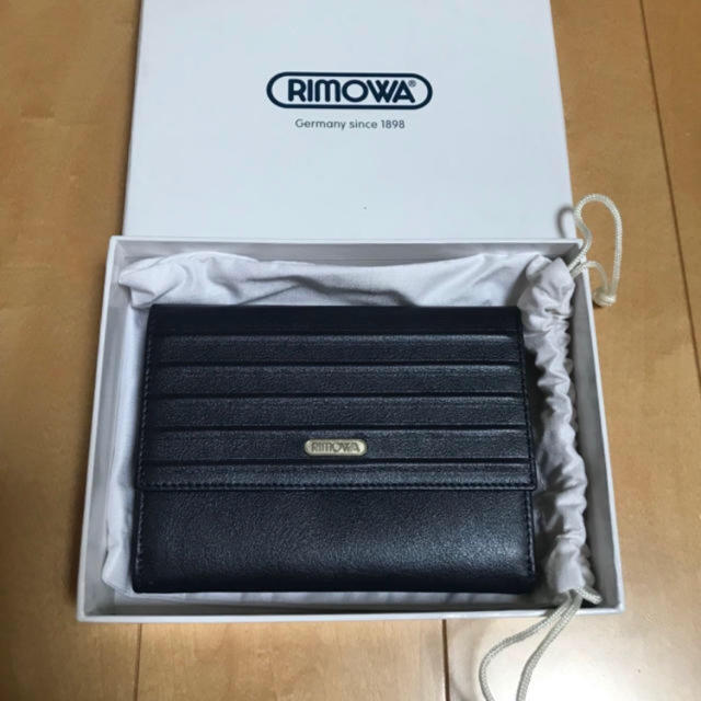 RIMOWA(リモワ)のRIMOWA rrwp様専用　財布　未使用　リモワ メンズのバッグ(トラベルバッグ/スーツケース)の商品写真