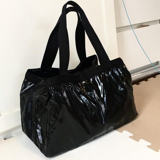 LeSportsac(レスポートサック)の【美品】★レスポ★Lesportsac★モリー★ブラック★ レディースのバッグ(ハンドバッグ)の商品写真