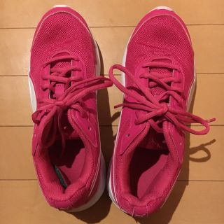 プーマ(PUMA)のスニーカーです(スニーカー)