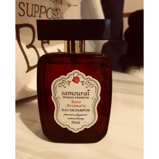 サムライ(SAMOURAI)のサムライウーマン プレミアム ローズ 50ml 8割強(香水(女性用))