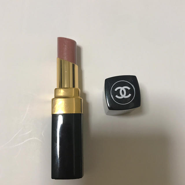 CHANEL(シャネル)のROUGE COCO SHINE 54 コスメ/美容のベースメイク/化粧品(口紅)の商品写真