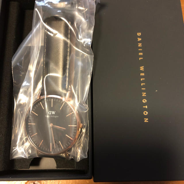 Daniel Wellington(ダニエルウェリントン)のみゆ姫9z様お取り置き ダニエルウェリントン腕時計 40mm メンズの時計(腕時計(アナログ))の商品写真