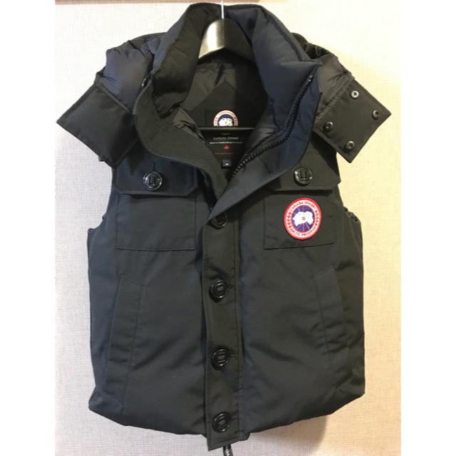 CANADA GOOSE(カナダグース)のCANADA GOOSE BRIGHTON メンズのジャケット/アウター(ダウンベスト)の商品写真