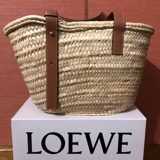 月曜日までの限定出品☆LOEWEかごバッグMサイズ Basketbagバスケットかごバッグ/ストローバッグ