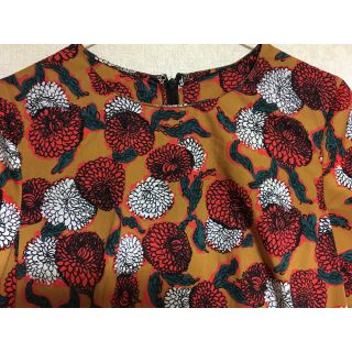 マルニ(Marni)の●マルニMARNI13ssコレクションポンポン菊小マム柄ワンピースドレス38●(ひざ丈ワンピース)