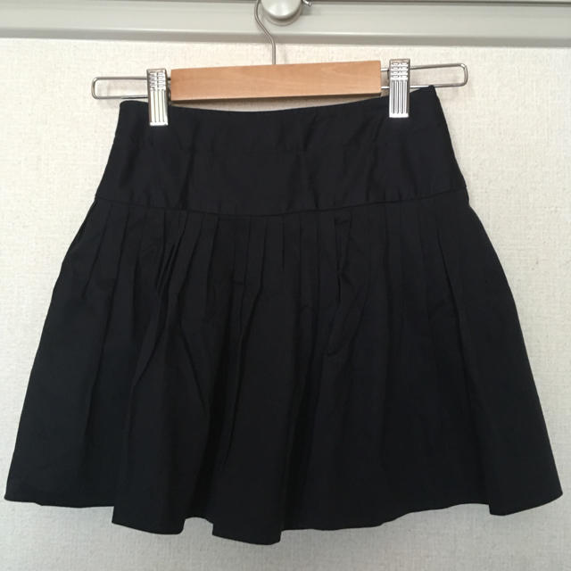 theory(セオリー)のtheory petit 紺色スカート キッズ/ベビー/マタニティのキッズ服女の子用(90cm~)(スカート)の商品写真