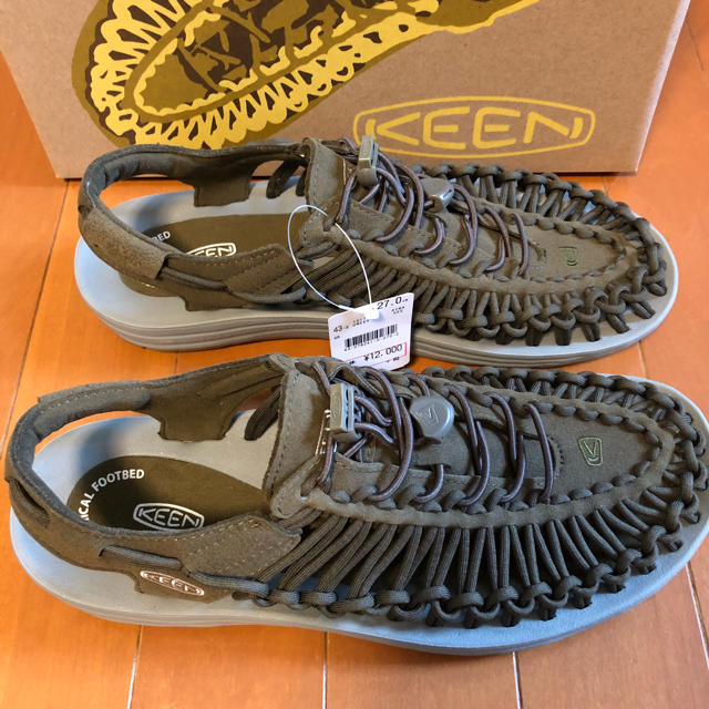 KEEN(キーン)の新品 KEEN UNEEK 26.5cm キーン ユニーク Dark Olive メンズの靴/シューズ(サンダル)の商品写真