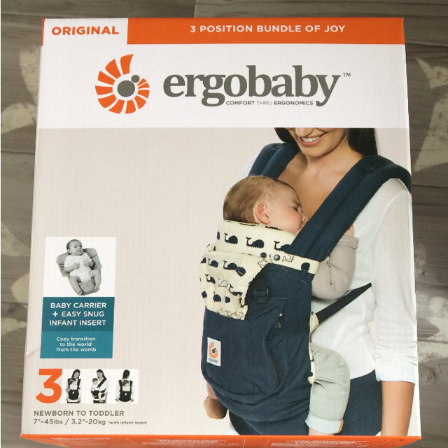 Ergobaby(エルゴベビー)の送料無料！エルゴ 抱っこ紐 別売り新生児インサート付き 箱付き 半年使用 キッズ/ベビー/マタニティの外出/移動用品(抱っこひも/おんぶひも)の商品写真