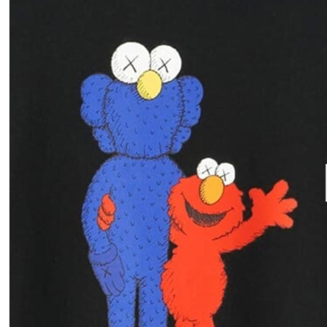 SESAME STREET(セサミストリート)のUNIQLO UT × KAWS × SESAME Tシャツ XL メンズのトップス(Tシャツ/カットソー(半袖/袖なし))の商品写真