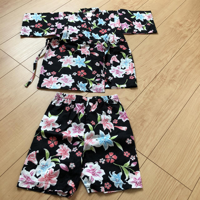 じんべえ（女の子用120㎝） キッズ/ベビー/マタニティのキッズ服女の子用(90cm~)(甚平/浴衣)の商品写真