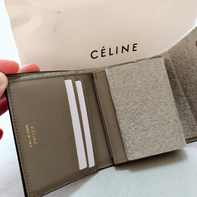 celine(セリーヌ)のCELINE セリーヌ 希少限定カラー ミッドナイト 三つ折り財布 レディースのファッション小物(財布)の商品写真