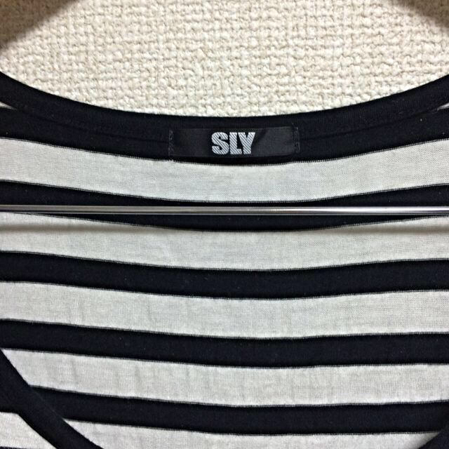 SLY(スライ)の送料込み SLYボーダーT レディースのトップス(Tシャツ(半袖/袖なし))の商品写真