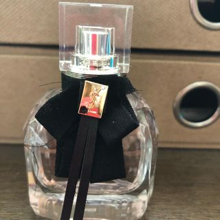 イヴサンローランボーテ(Yves Saint Laurent Beaute)のYSL モンパリ オーデパルファム(香水(女性用))