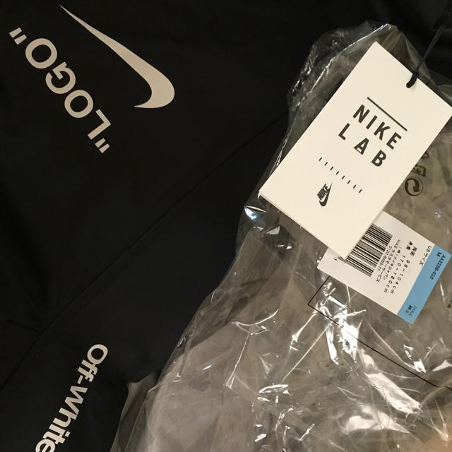 Off-White - NIKE X OFF-WHITE ナイキ オフホワイト コート Off-White - NIKE X OFF-WHITE ナイキ オフホワイト コート