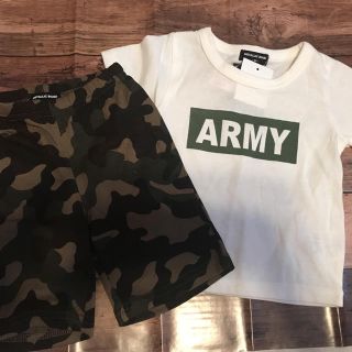 シマムラ(しまむら)のロコ様専用新品ARMY Tシャツ☆迷彩パンツセット80しまパト(Ｔシャツ)