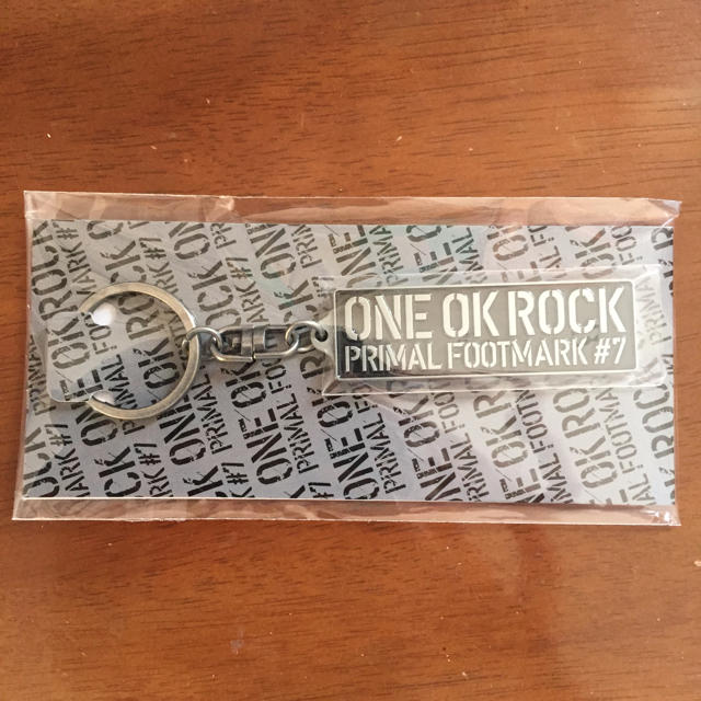 ONE OK ROCK(ワンオクロック)のONE OK ROCK キーホルダー エンタメ/ホビーのタレントグッズ(ミュージシャン)の商品写真