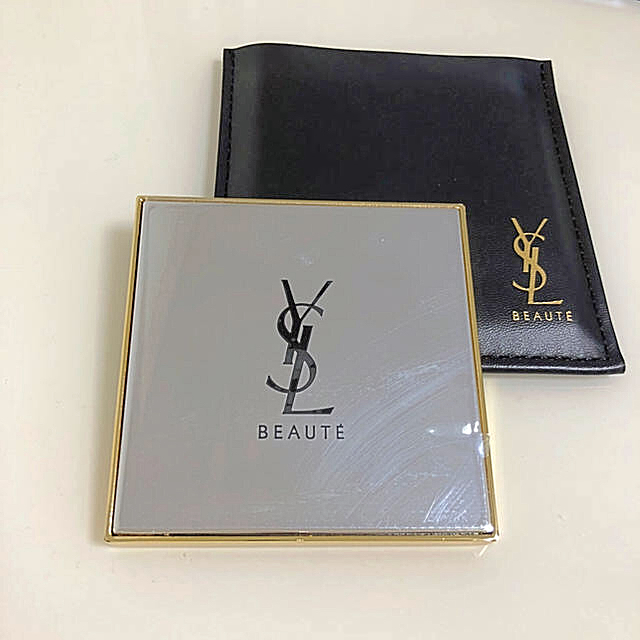 Yves Saint Laurent Beaute(イヴサンローランボーテ)の【新品・非売品】YSLコンパクトミラー レディースのファッション小物(ミラー)の商品写真