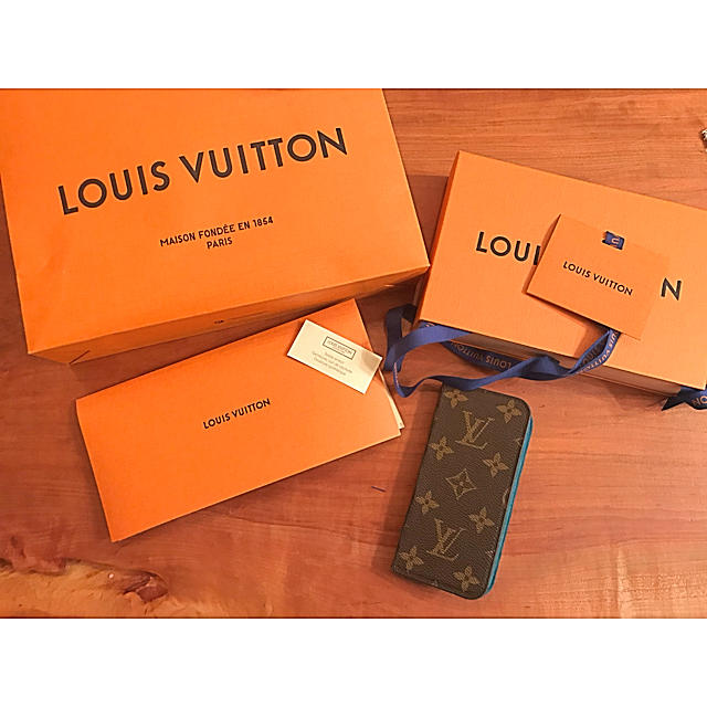 LOUIS VUITTON - LV モノグラム iPhoneケースの通販 by c28's shop｜ルイヴィトンならラクマ