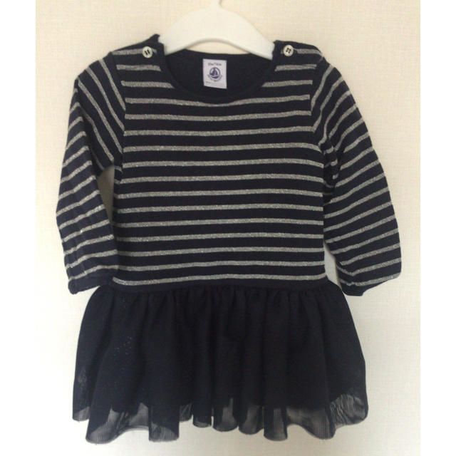 PETIT BATEAU(プチバトー)のLyu様専用★《プチバトー》ボーダーワンピース キッズ/ベビー/マタニティのベビー服(~85cm)(ワンピース)の商品写真