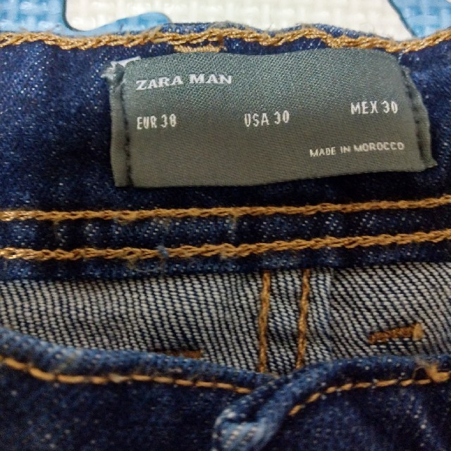 ZARA(ザラ)のザラ　ジップダメージカットオフスキニーデニム メンズのパンツ(デニム/ジーンズ)の商品写真